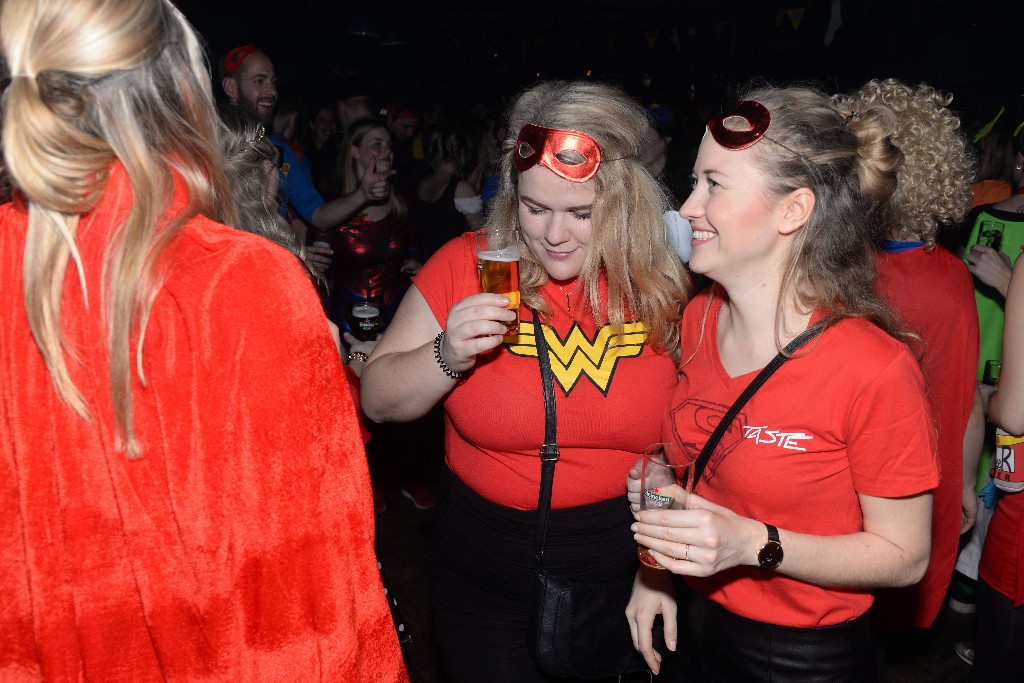 ../Images/Held op sokken feest 089.jpg